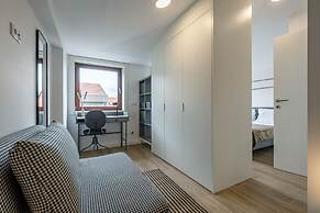 Nomad s Lux - 1bdr Charming Top Floor Porto