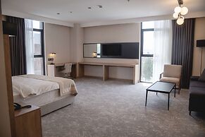 Ramada Plaza By Wyndham Batman