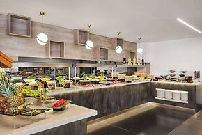 Ramada Plaza By Wyndham Batman