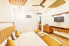 Kaadgal Resort