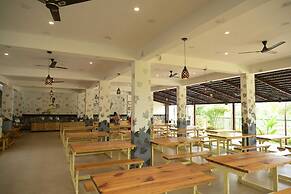 Kaadgal Resort