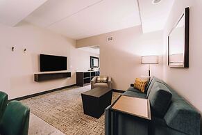 Embassy Suites By Hilton Gatlinburg Resort