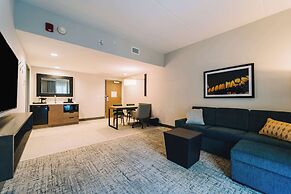 Embassy Suites By Hilton Gatlinburg Resort