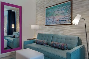 Home2 Suites By Hilton Jacksonville Downtown
