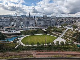 Aberdeen by Charles Hope