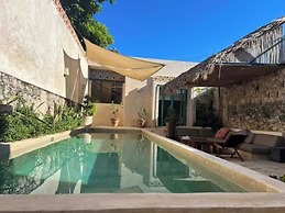 Central & Bohemian House  Pool Yard