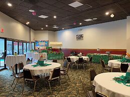 Crookston Inn & Convention Center