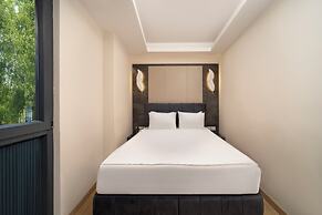 Lenus Hagia Sophia Hotel