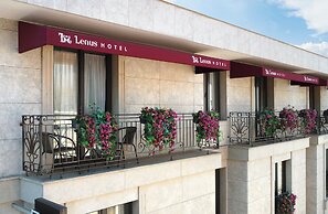 Lenus Hagia Sophia Hotel