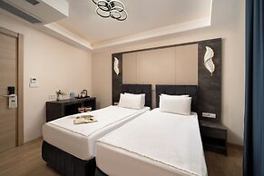 Lenus Hagia Sophia Hotel