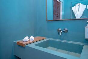 SABLE BLEU BOUTIQUE HOTEL