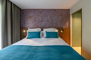 SABLE BLEU BOUTIQUE HOTEL