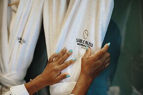 SABLE BLEU BOUTIQUE HOTEL