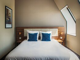 Amsterdam Lake Hotel