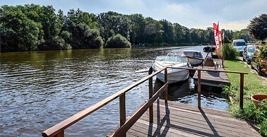 Amsterdam Lake Hotel