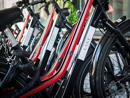 Amsterdam Lake Hotel