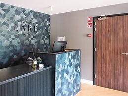 Amsterdam Lake Hotel