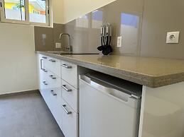 MERAKII SEAVIEW ESCAPE CURACAO