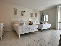 MERAKII SEAVIEW ESCAPE CURACAO