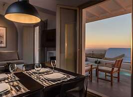 Amazing View Finikia Oia Villa