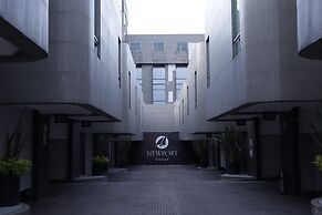 NewPort love hotel