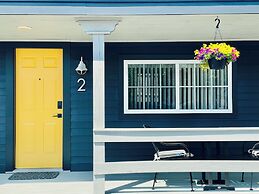Seascape Motel & Cottages