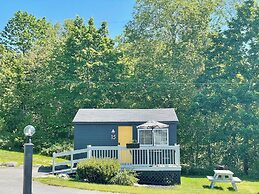 Seascape Motel & Cottages