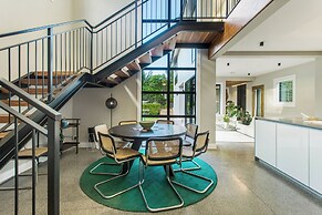 Timeless Executive Family Home - Spa