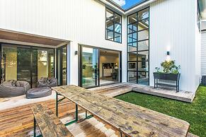 Timeless Executive Family Home - Spa