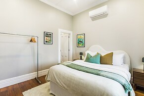 Timeless Executive Family Home - Spa