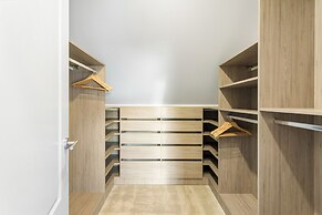 Timeless Executive Family Home - Spa