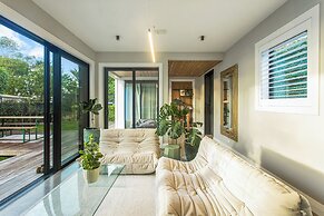 Timeless Executive Family Home - Spa