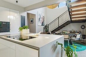 Timeless Executive Family Home - Spa