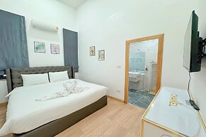 Good Moments Pool Villa