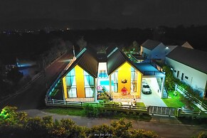 Good Moments Pool Villa