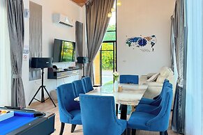 Good Moments Pool Villa