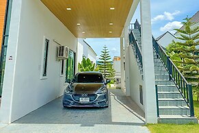 Good Moments Pool Villa