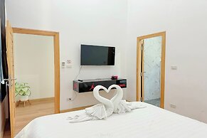 Good Moments Pool Villa