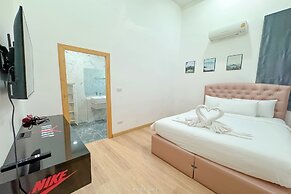 Good Moments Pool Villa