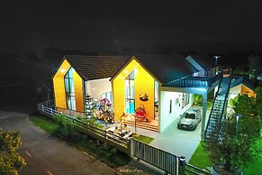 Good Moments Pool Villa