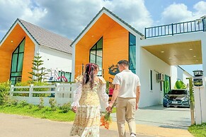 Good Moments Pool Villa