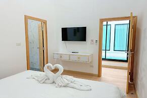 Good Moments Pool Villa