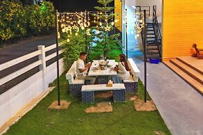 Good Moments Pool Villa