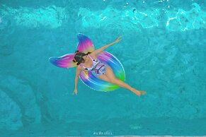 Good Moments Pool Villa