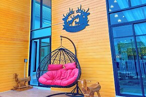 Good Moments Pool Villa