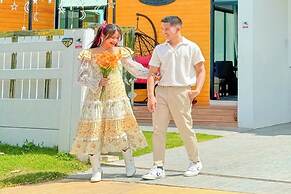 Good Moments Pool Villa