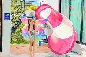 Good Moments Pool Villa