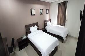 Behomy Corner 8 Lippo Karawaci