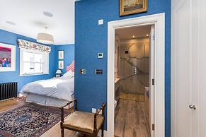 Colourful 3 Bed Notting Hill With A C