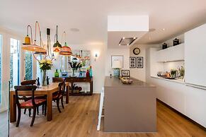 Colourful 3 Bed Notting Hill With A C